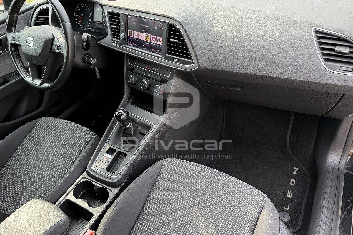 SEAT Leon 1.6 TDI 115 CV 5p. Black Edition