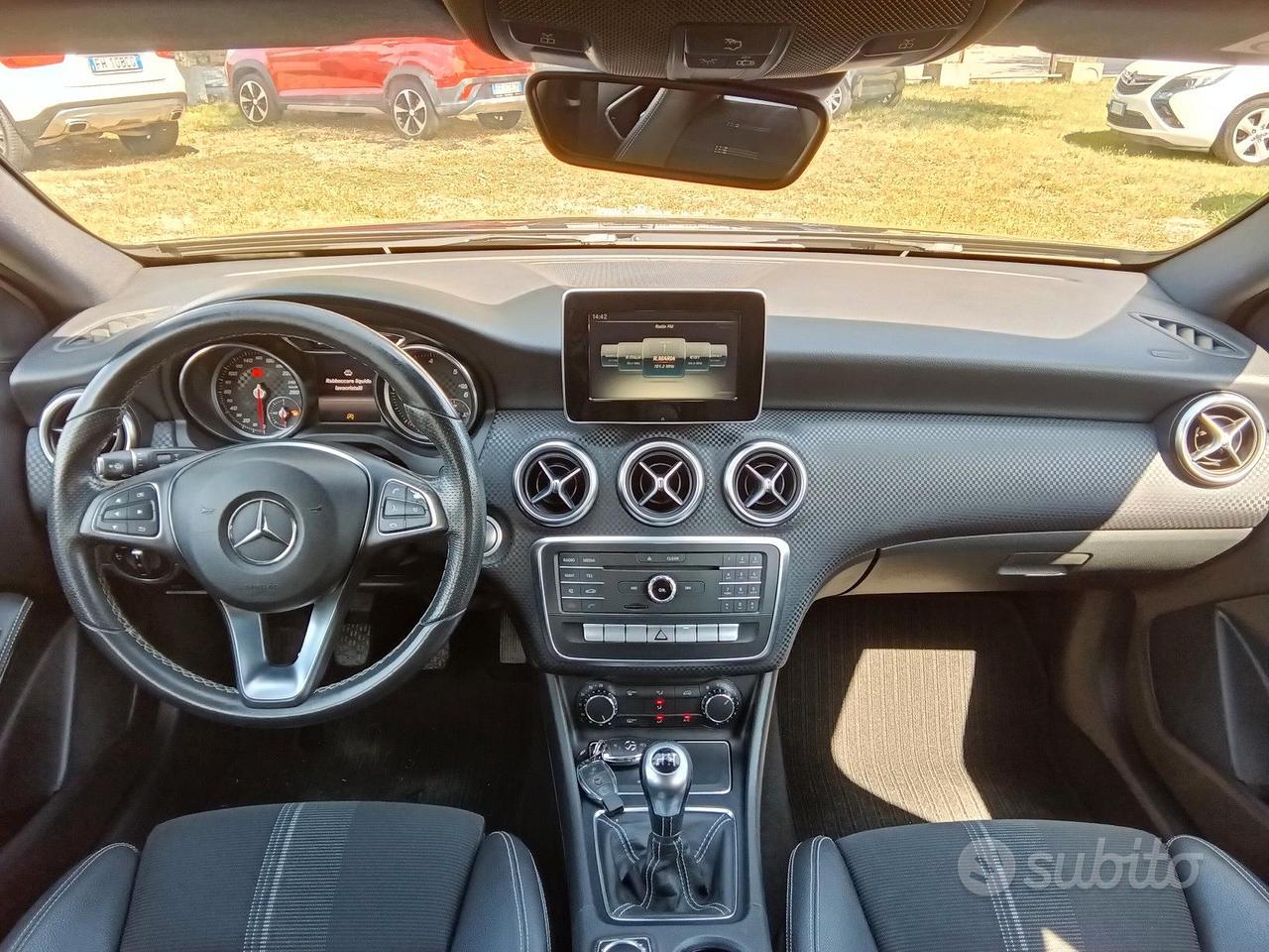 Mercedes A180 AMG line