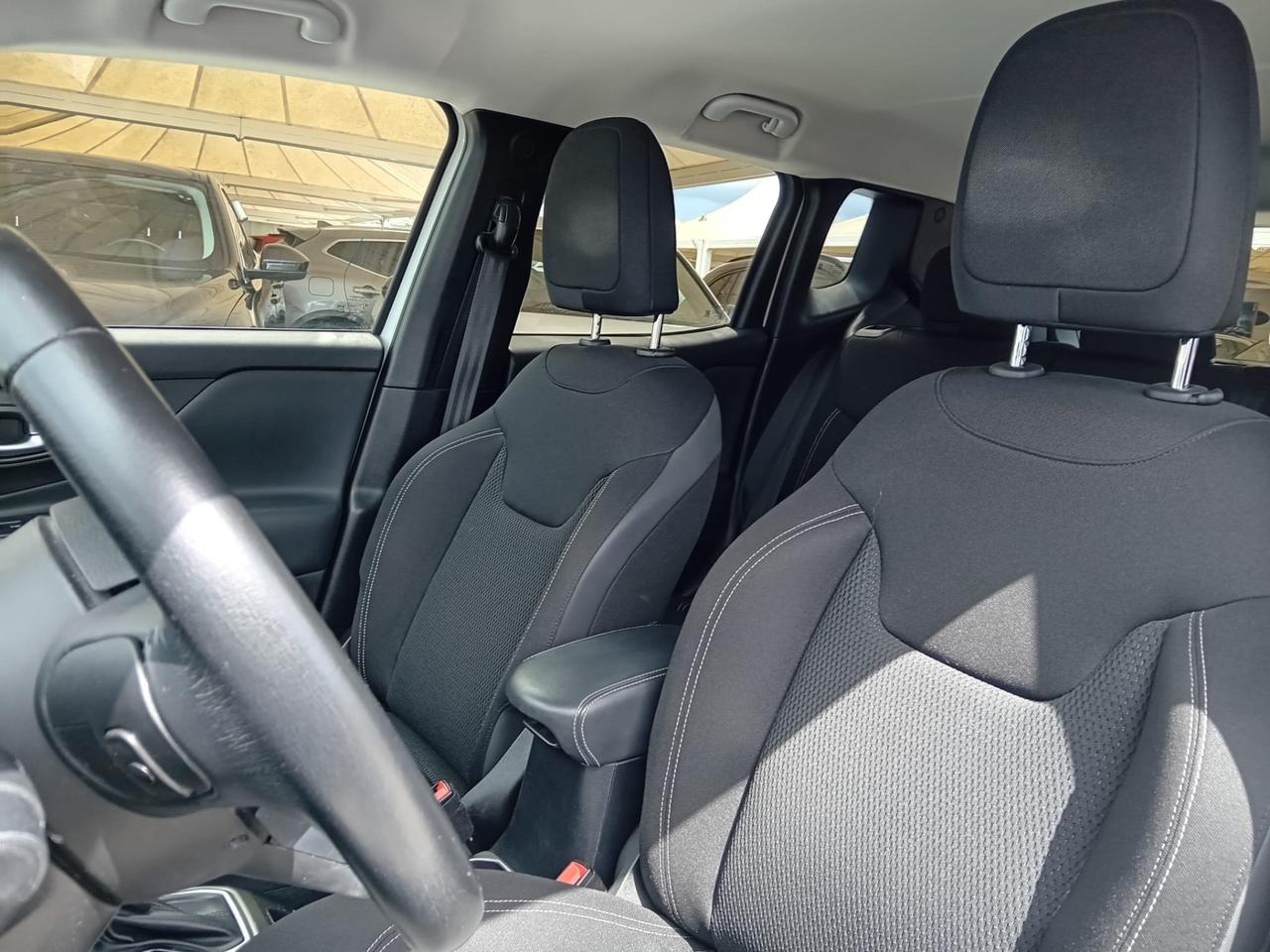 Jeep Renegade 1.6 Mjt 120 CV Longitude