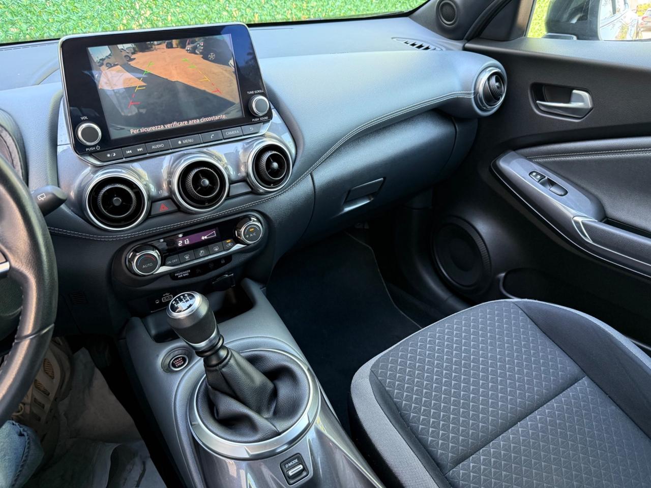 Nissan Juke 1.0 DIG-T 114 CV N-Design