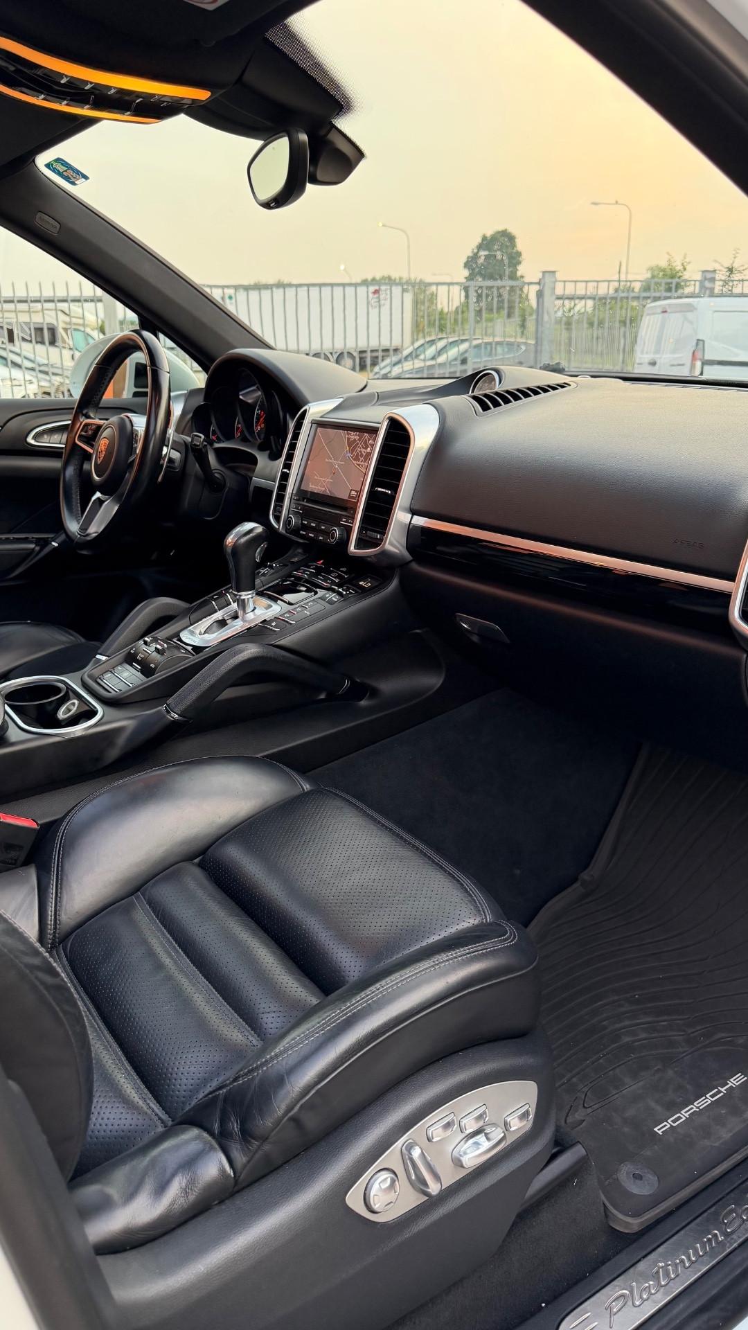 Porsche Cayenne 3.0 Diesel Platinum Edition