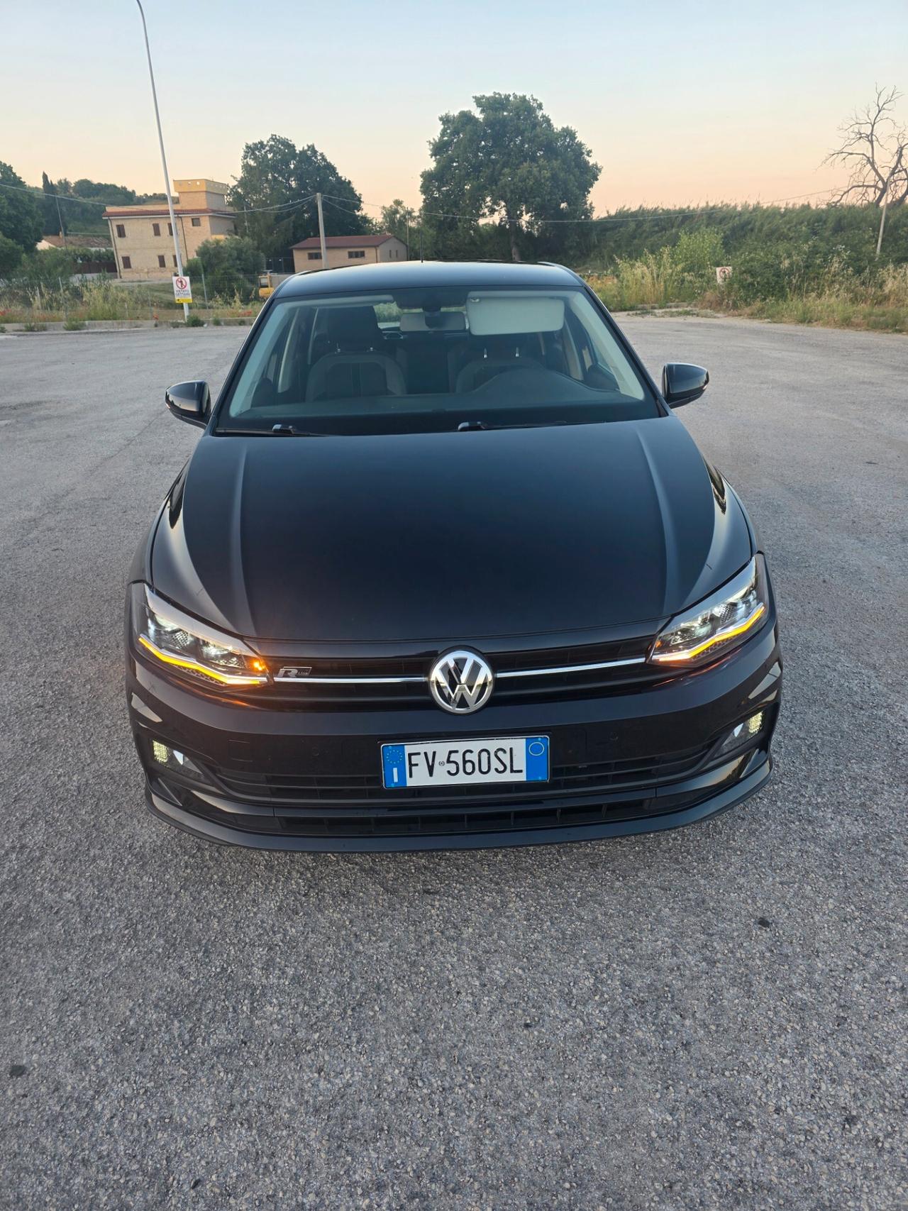 Volkswagen Polo 1.6 TDI 95 CV 5p. R Line. Highline BlueMotion Technology
