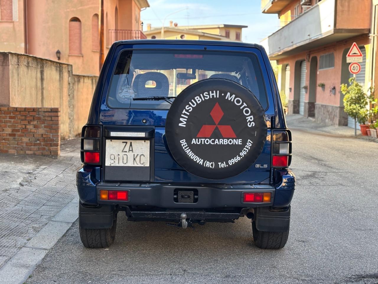Mitsubishi Pajero 2800 gls target