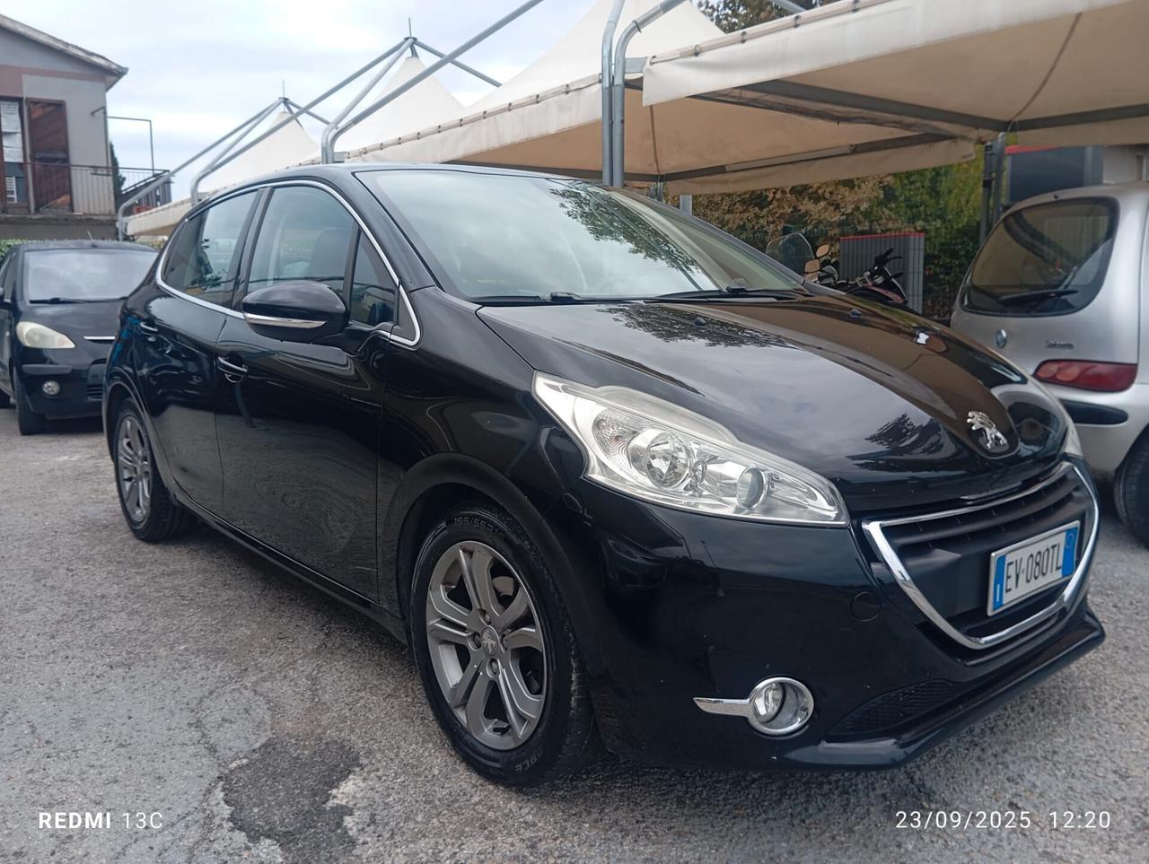Peugeot 208 1.6 e-HDi 92 CV Stop&Start 5 porte Allure