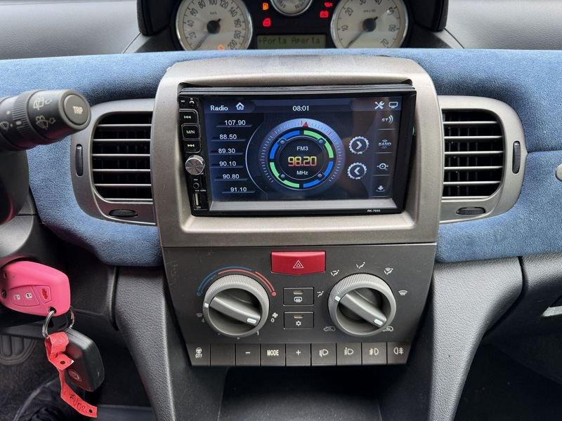 Lancia Ypsilon Ypsilon 1.2 16v Oro IDONEA NEOPATENTATI