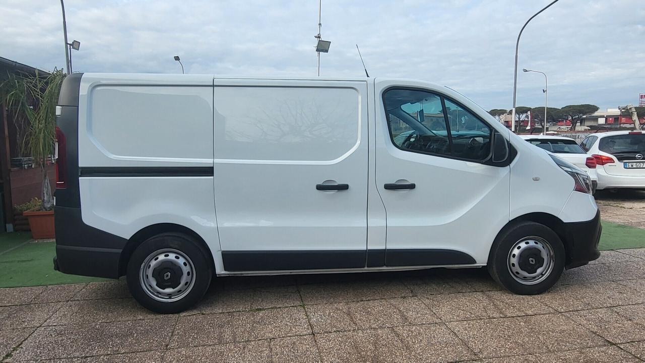 Renault Trafic T27 2.0 DCi 120CV PC-TN