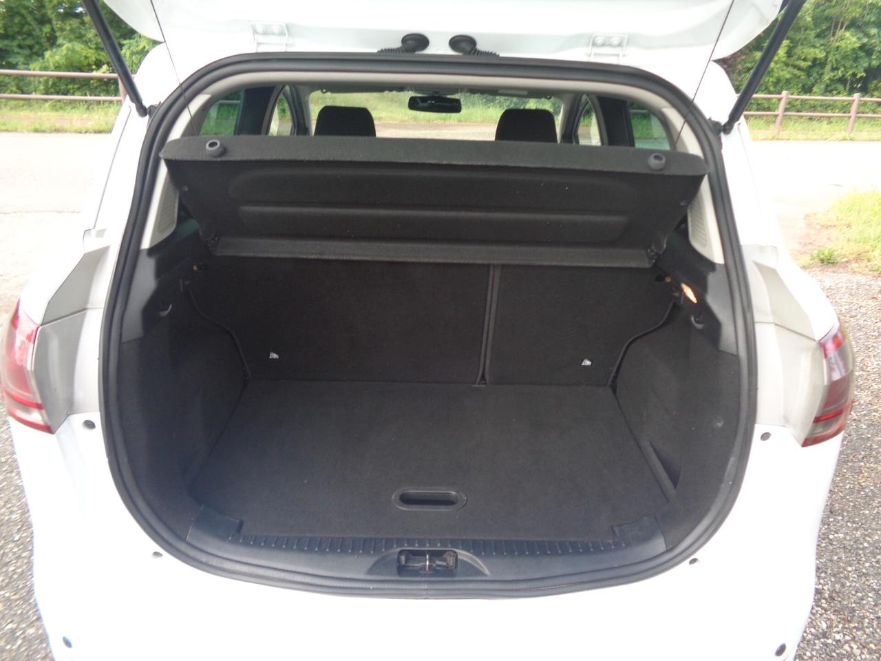 Ford B-Max 1.5 TDCi 75 CV Business Titanium