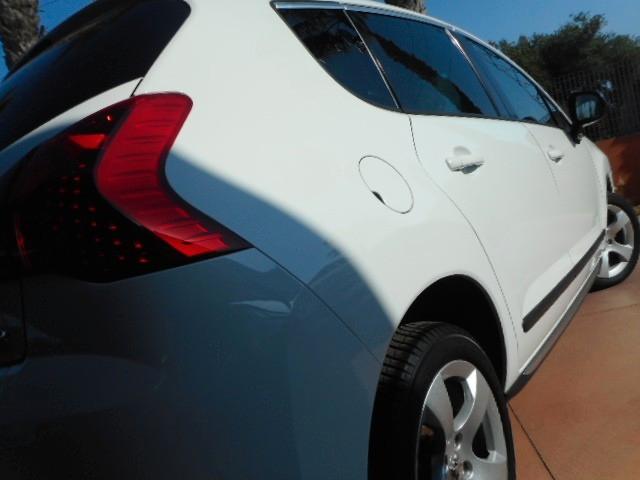 Peugeot 3008 1.6 HDi 115CV Allure AUTOMATIK