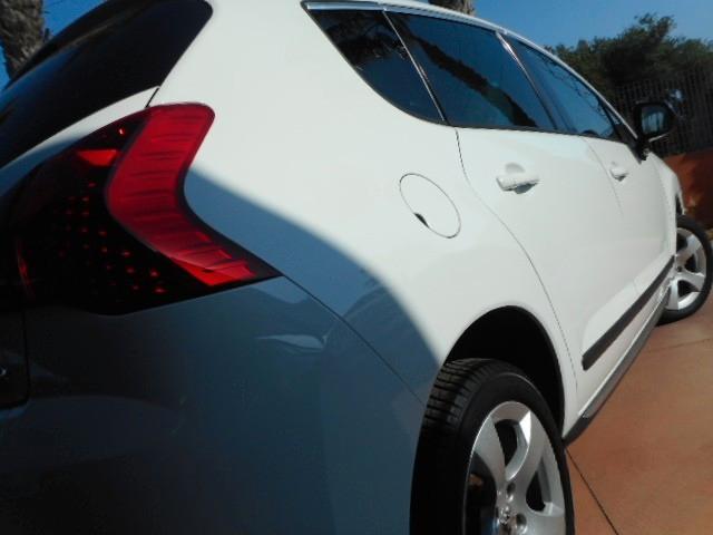 Peugeot 3008 1.6 HDi 115CV Allure