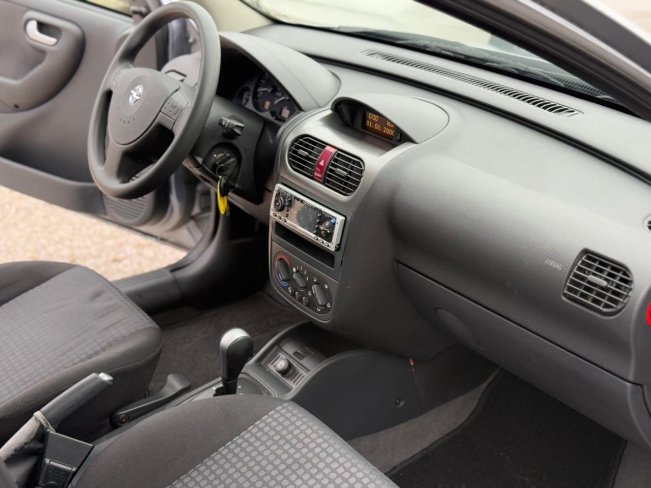 Opel Corsa 1.4 5p AUTOMATICA easytronic