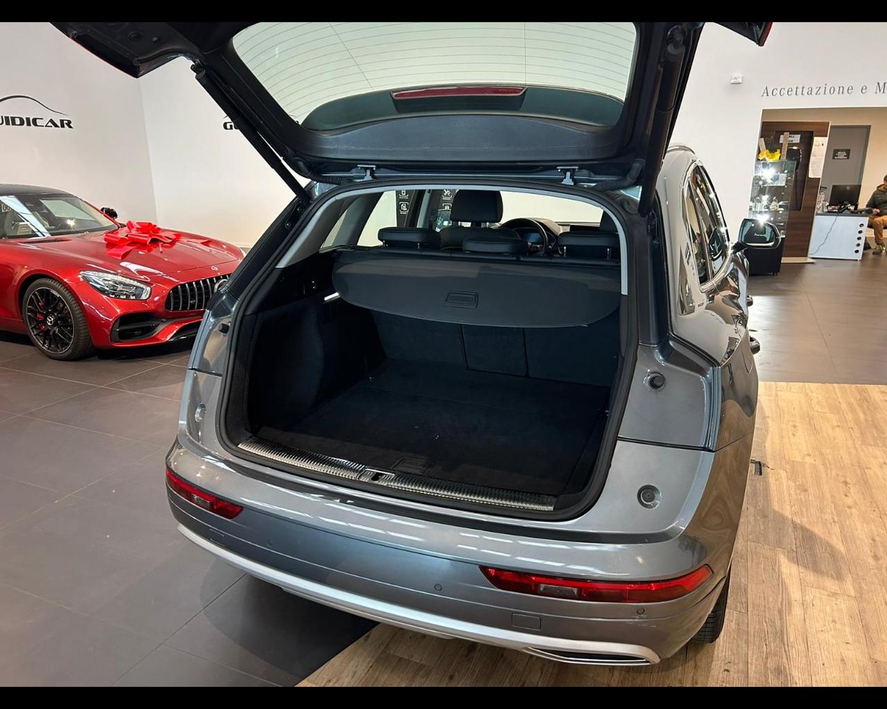 AUDI Q5 II 2017 - Q5 45 2.0 tfsi mhev Sport quattro 245cv s-tronic