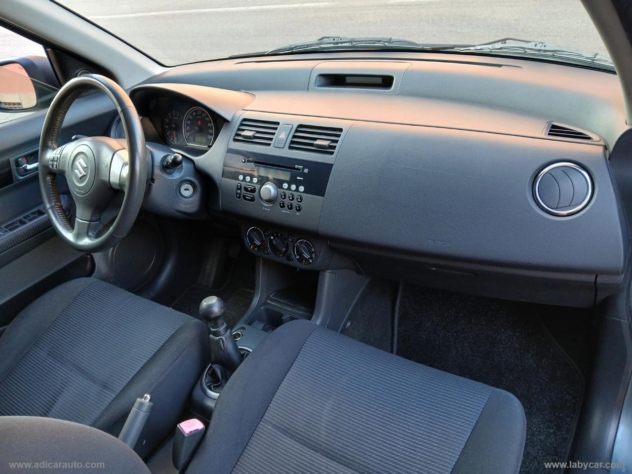 SUZUKI Swift 1.3 4x4 5p. GL