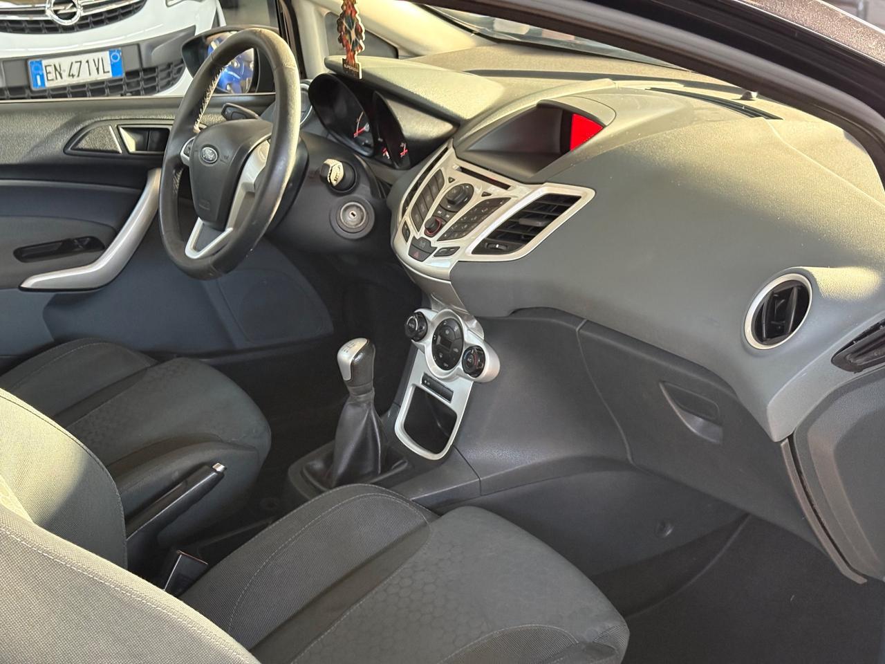 Ford Fiesta 1.2 82CV 3 porte ST line