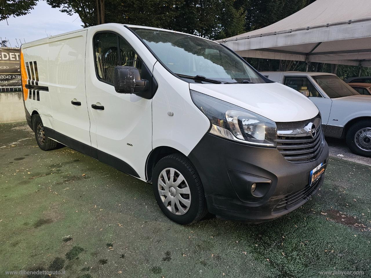 Vivaro 29 1.6 BiT. EcoF. PC-TN Furg. Ed.
