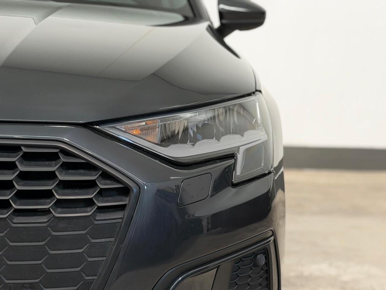 Audi A3 Sedan 30 TFSI S tronic