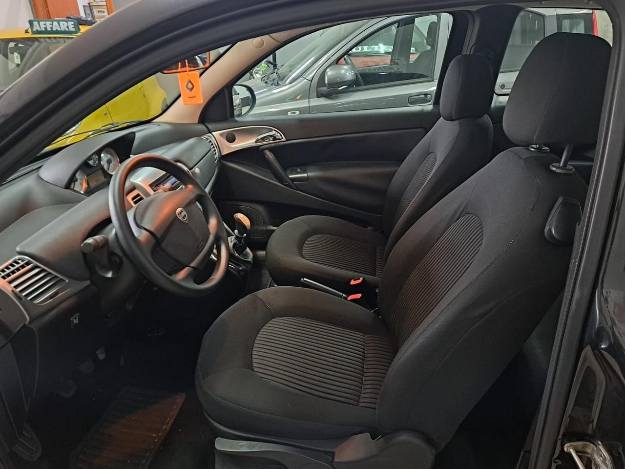 Lancia ypsilon 1.4 gpl X neop 2011 unico prop