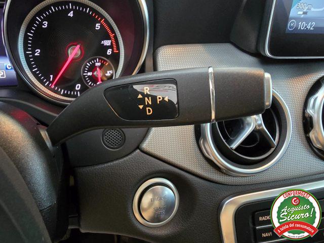 MERCEDES-BENZ GLA 200 d Automatic 4Matic Premium + Tetto