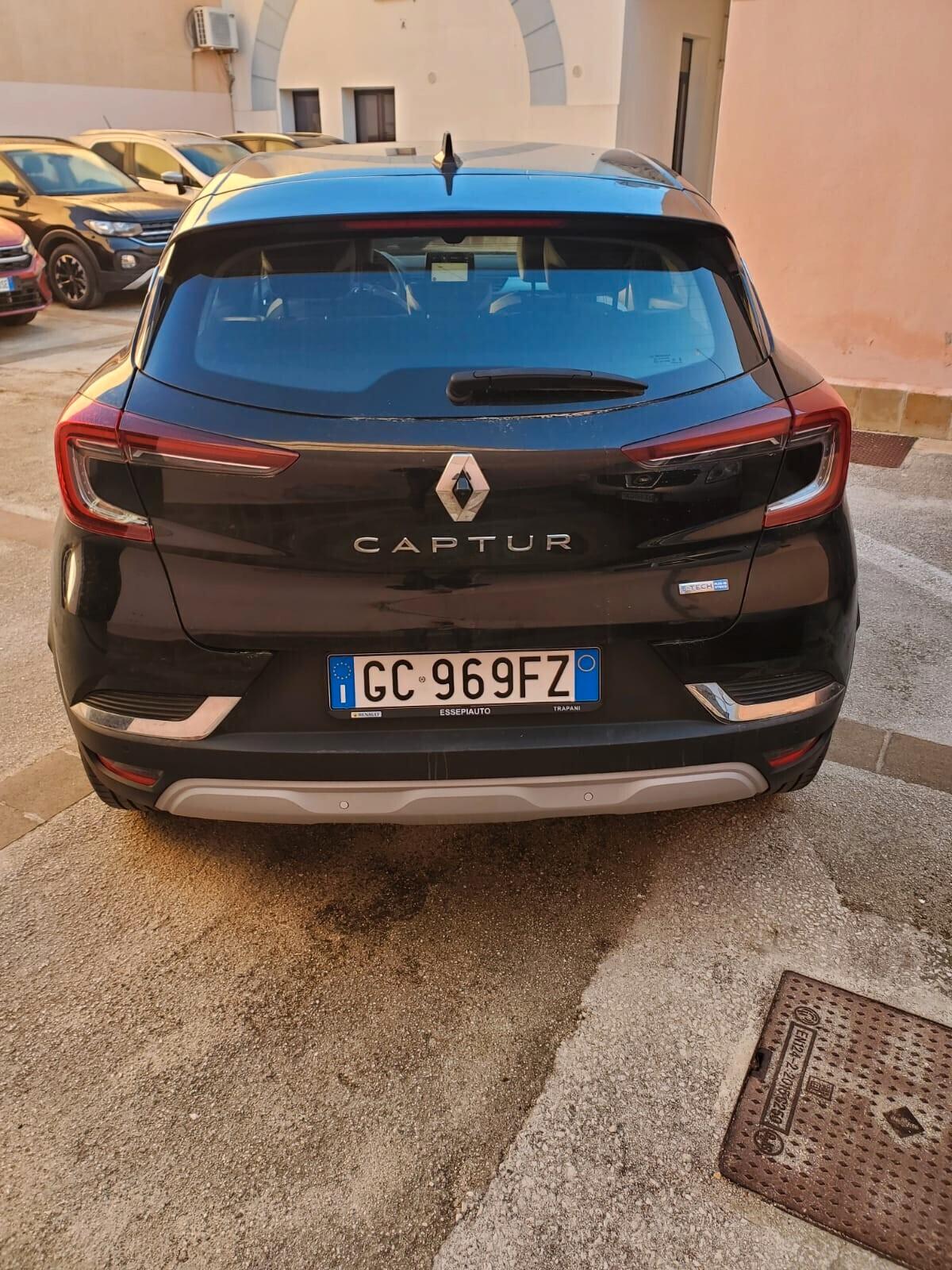 Renault Captur Plug-in Hybrid E-Tech 160 CV Intens