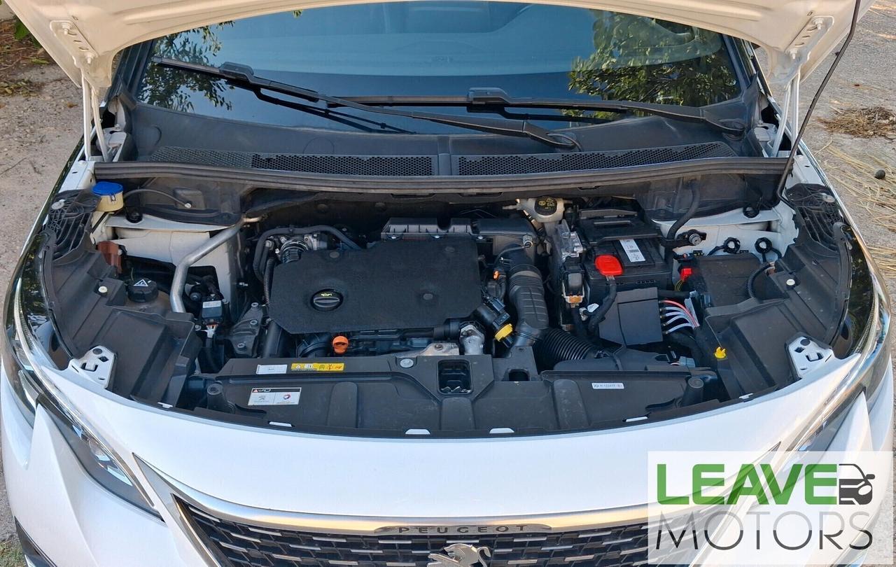 Peugeot 5008 HDi 130cv EAT8 (M1541)