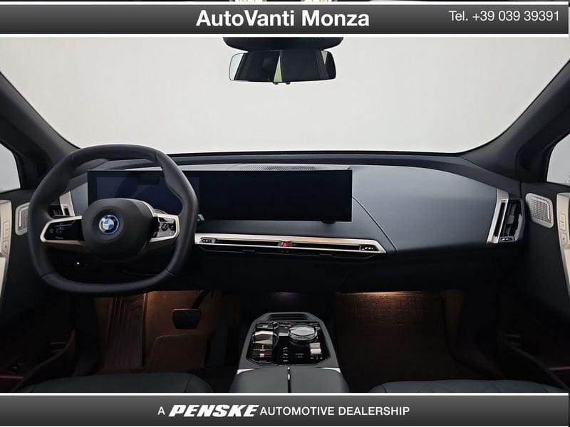 BMW iX M60