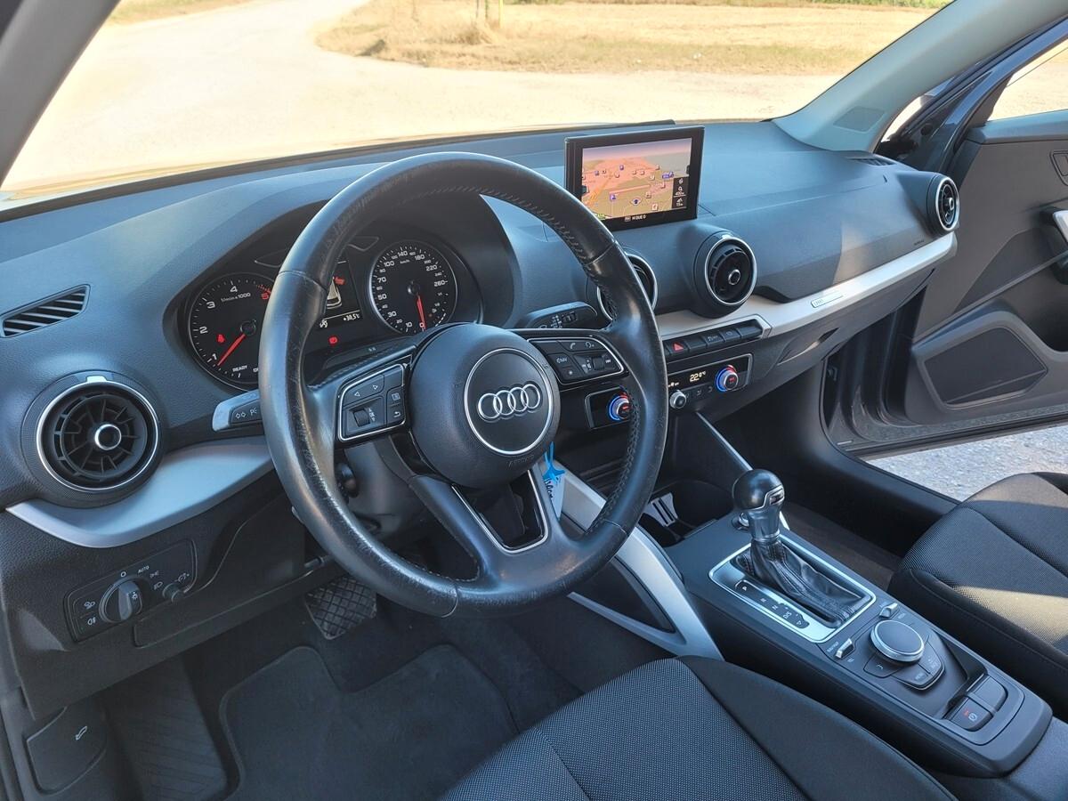 Audi Q2 30 TDI S tronic Business