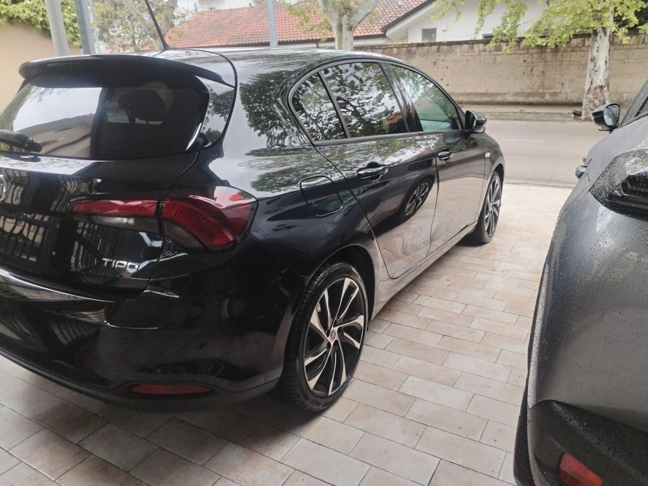 Fiat Tipo 1.6 Mjt S&S 5 porte Lounge