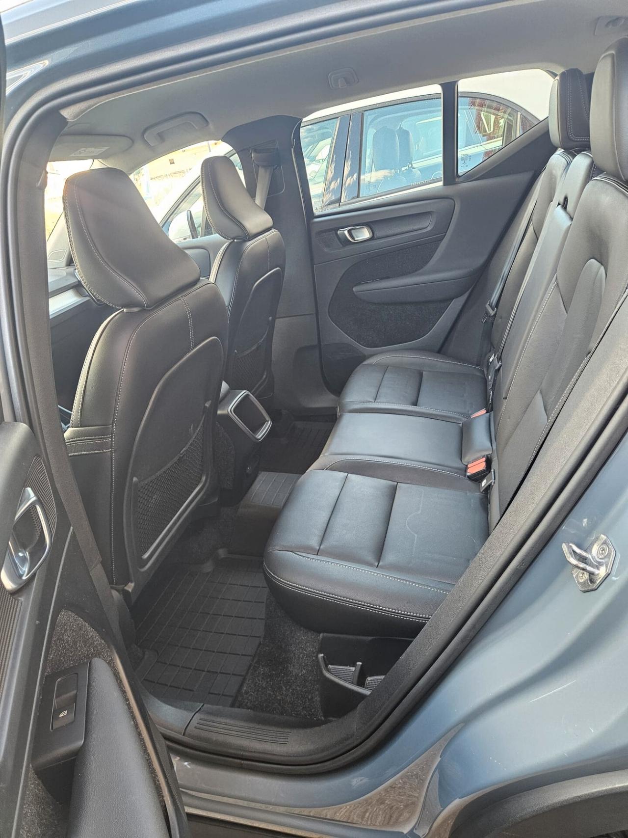 Volvo XC40 2.0 d3 Momentum geartronic N1