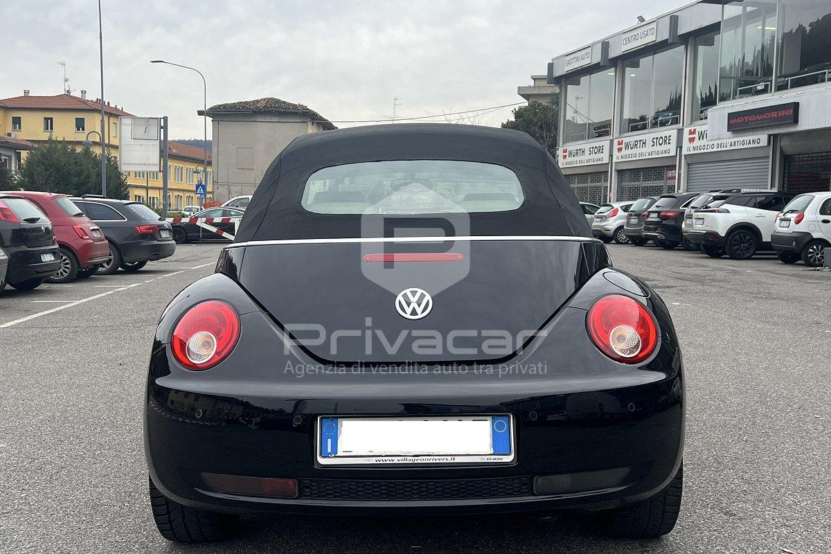 VOLKSWAGEN New Beetle 1.6 Cabrio