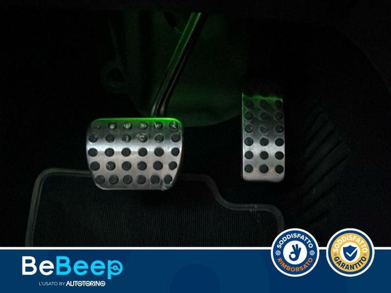 Mercedes-Benz GLA 250 PREMIUM 4MATIC AUTO