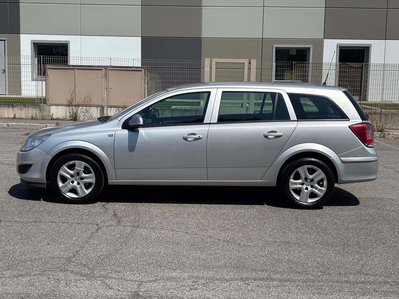 Opel Astra 1.6 16V GPL,UNICO PROPRIETARIO