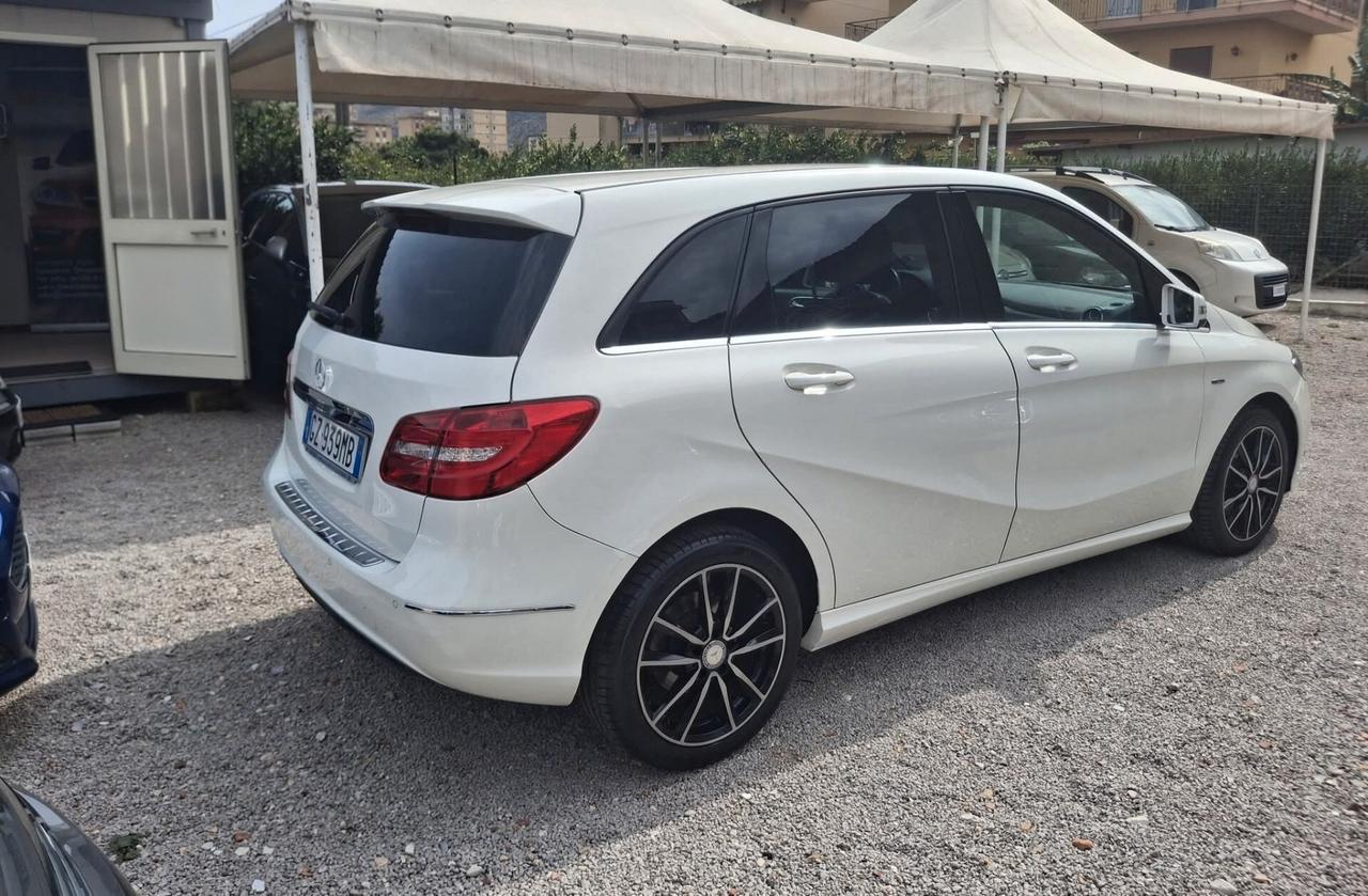 Mercedes-benz B 180 CDI BlueEFFICIENCY Premium