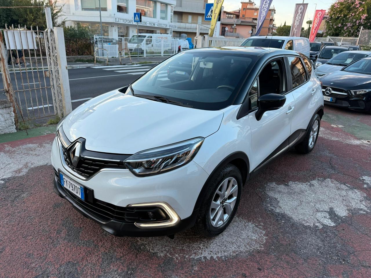 Renault Captur 90cv *PRONTA CONSEGNA*