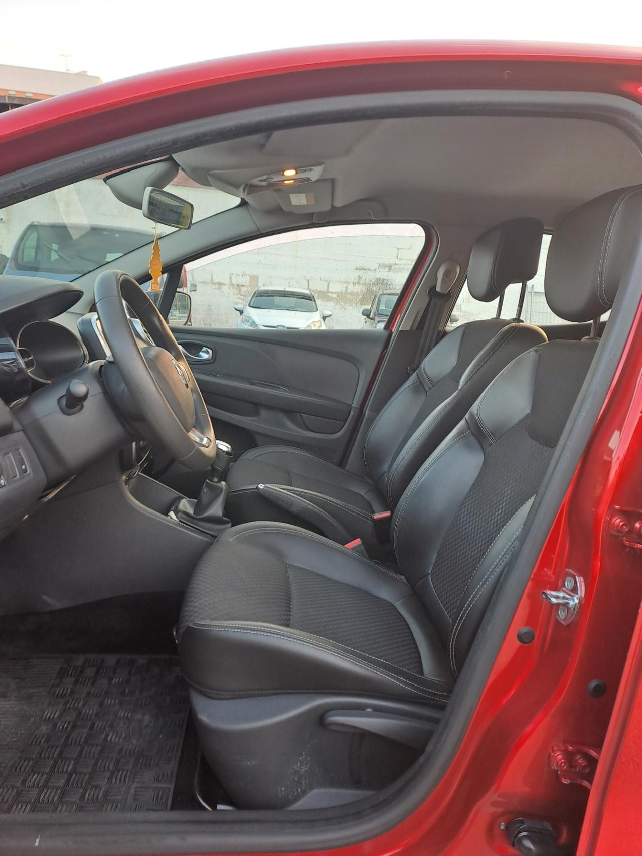 Renault Clio dCi 8V 75 CV 5 porte Duel2