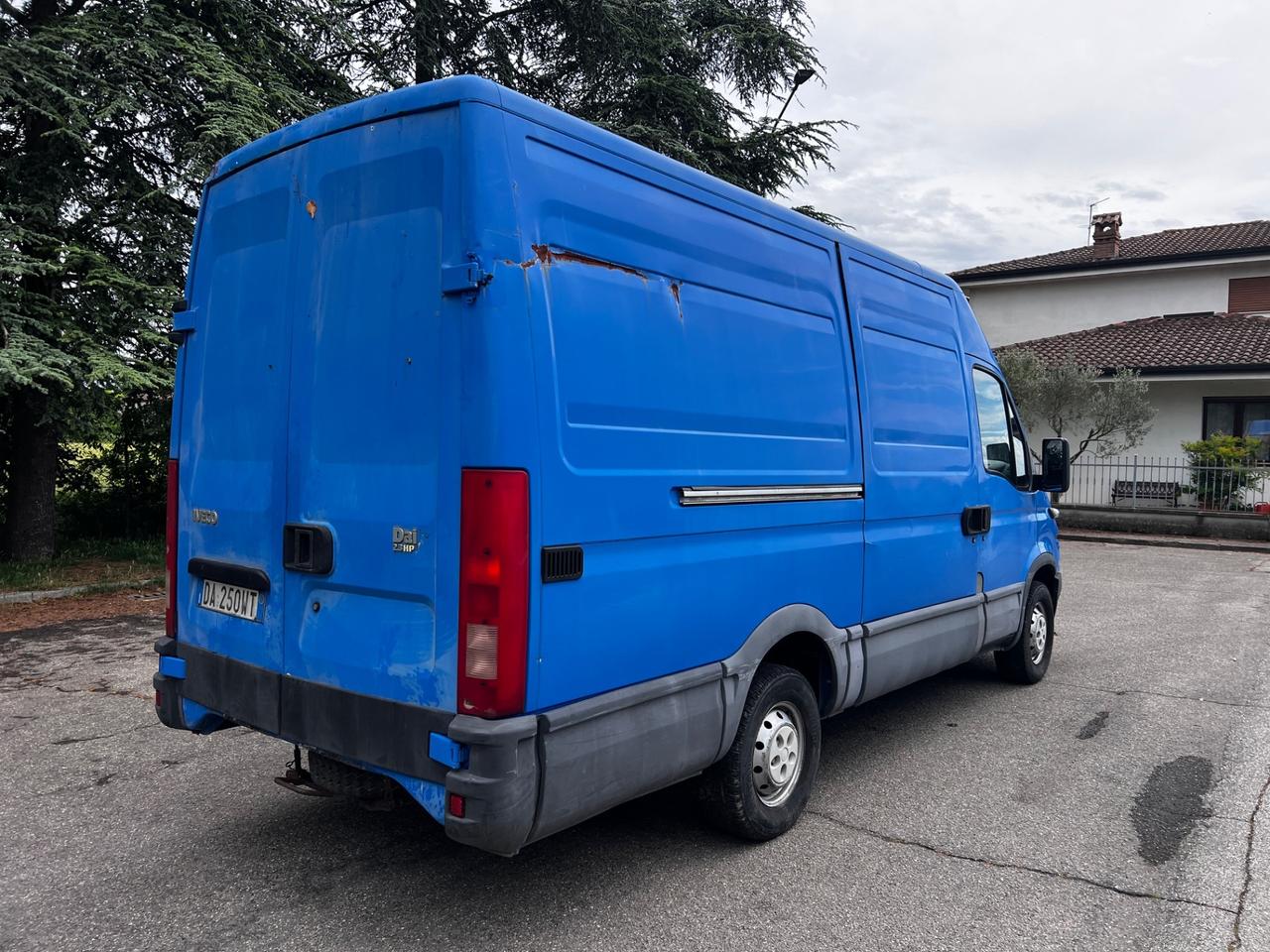 Iveco dayli motore 2.3 diesel