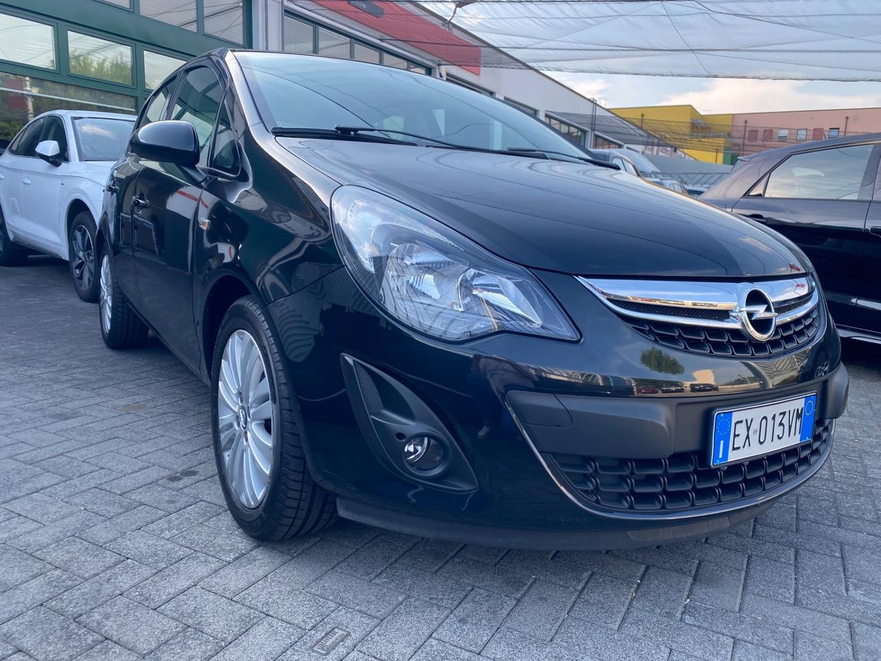 Opel Corsa 1.2 85CV 5 porte GPL-TECH Edition