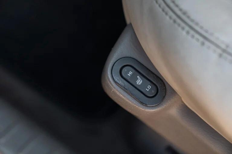 CHRYSLER PT CRUISER LIMITED 2.4 L CABRIOLET - CHR00001