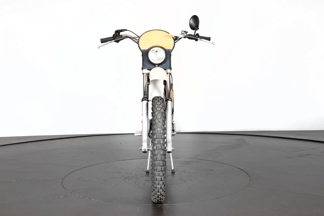 Aprilia 33