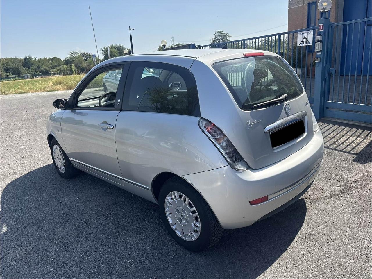 LANCIA YPSILON 1.3 Multijet