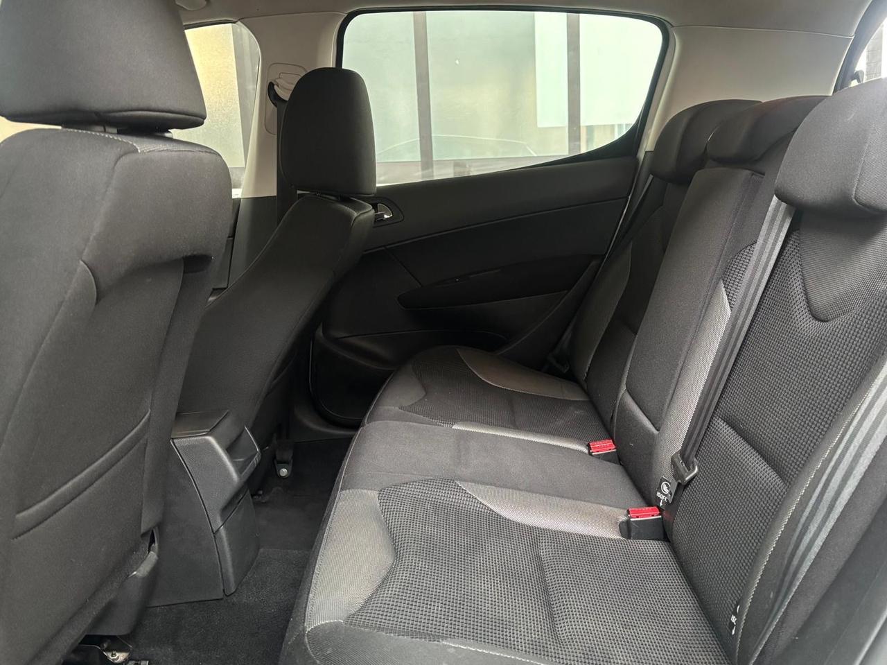 Peugeot 308 1.6 VTi 120CV 5p. Active
