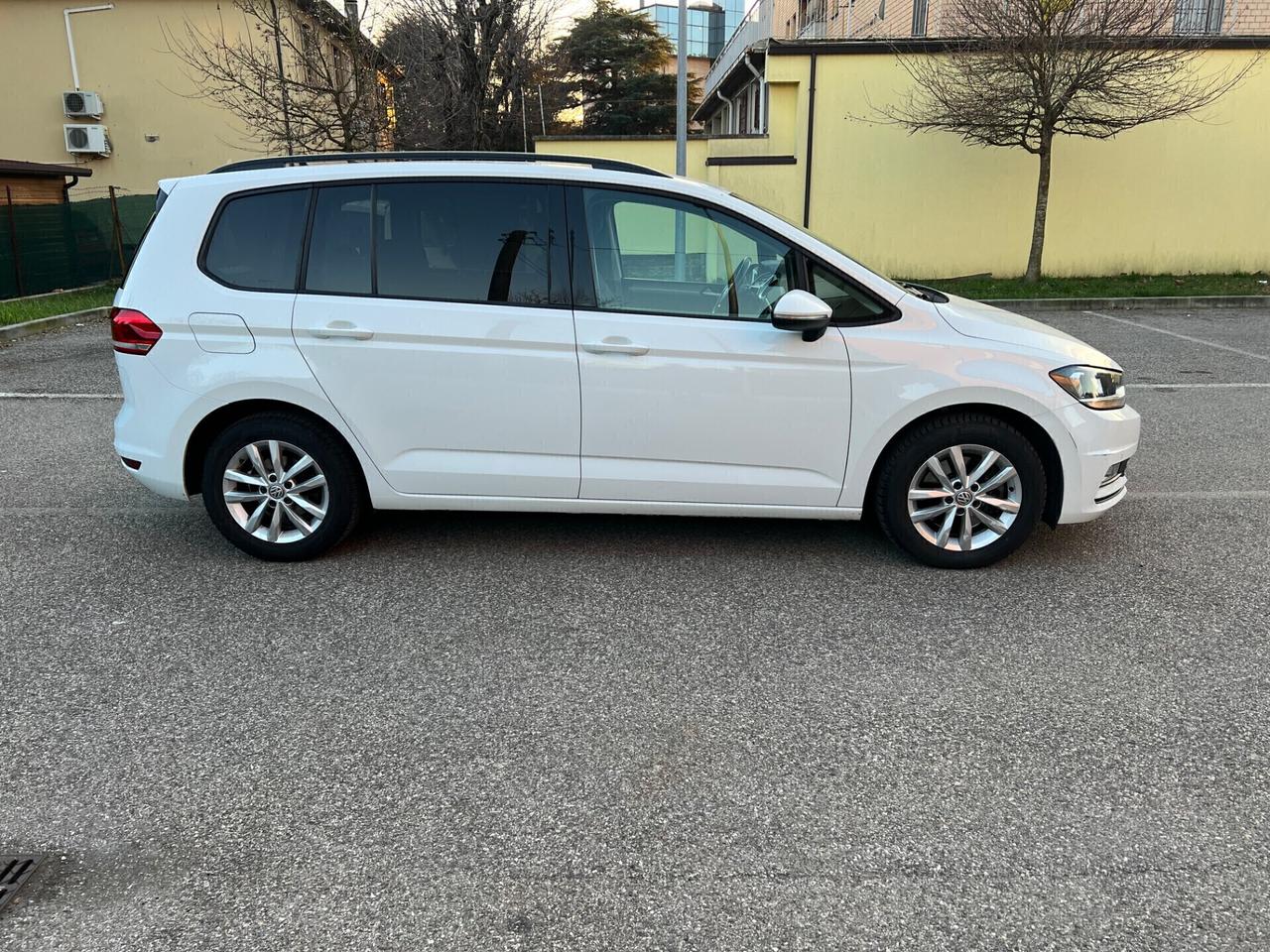 Volkswagen Touran 1.6 TDI 115 CV SCR DSG Business BlueMotion Technology