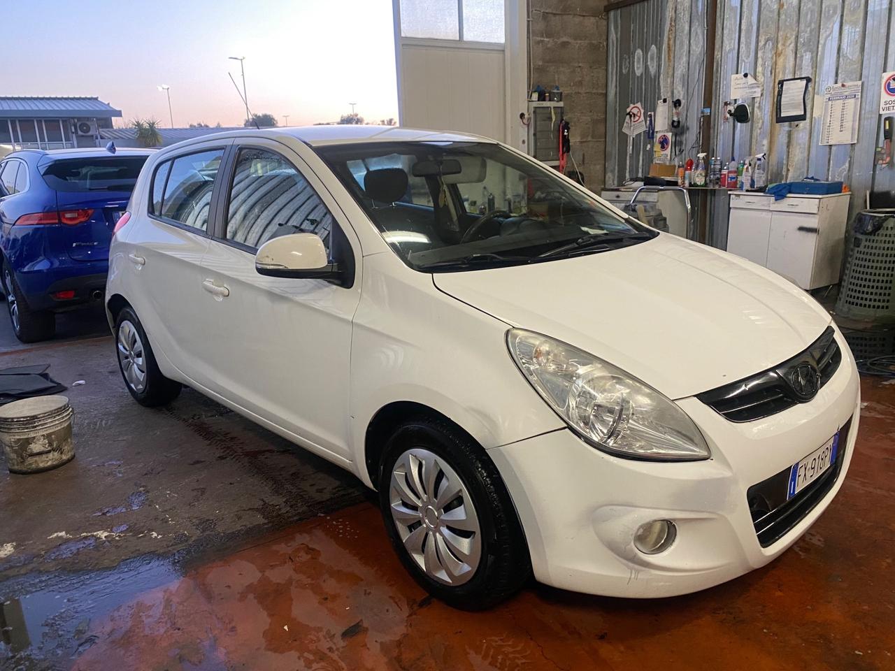 Hyundai i20 1.2 5p. Fiorucci TOP