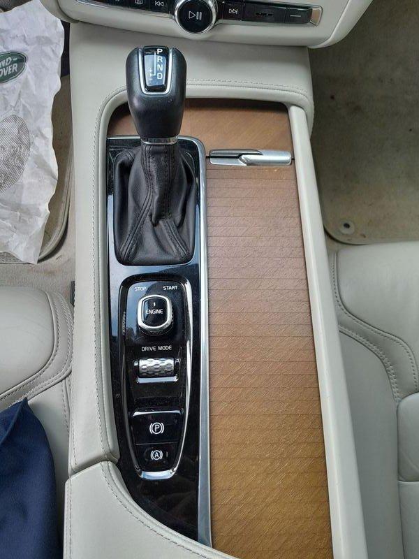 Volvo V90 D3 Geartronic Kinetic IVA ESPOSTA