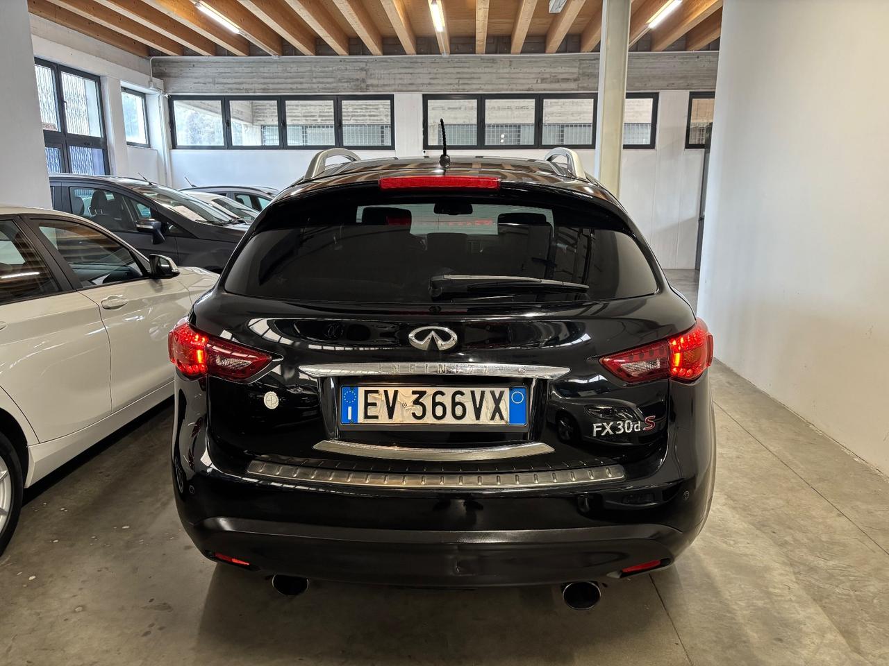 Infiniti FX FX30d S PREMIUM |FULL OPT. |