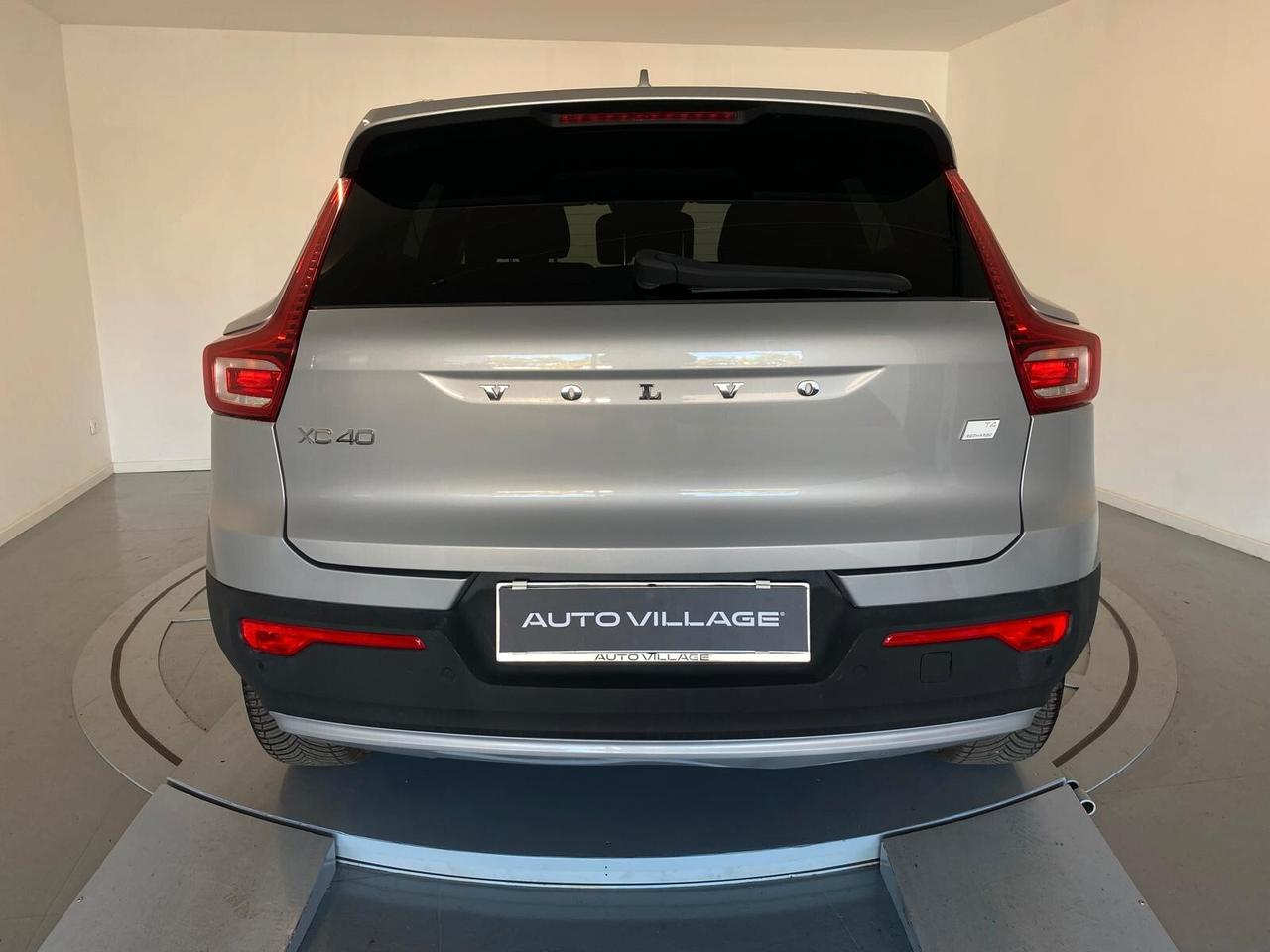 Volvo XC40 T4 Recharge Plug-in Hybrid automatico Core