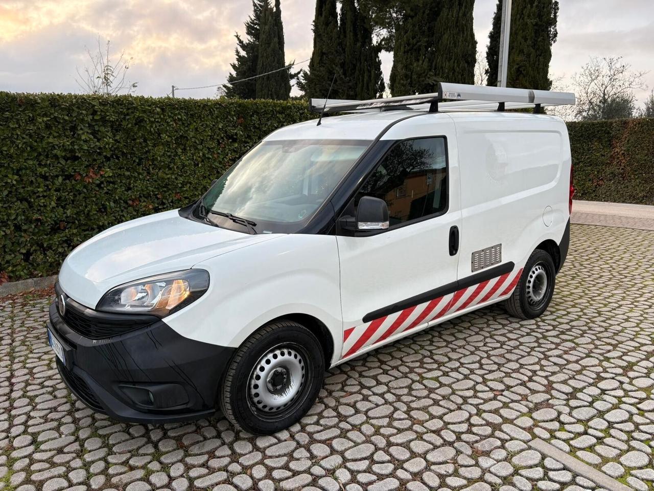 FIAT Doblò 1.4T-Jet All. Prof. corrente 220V -2020