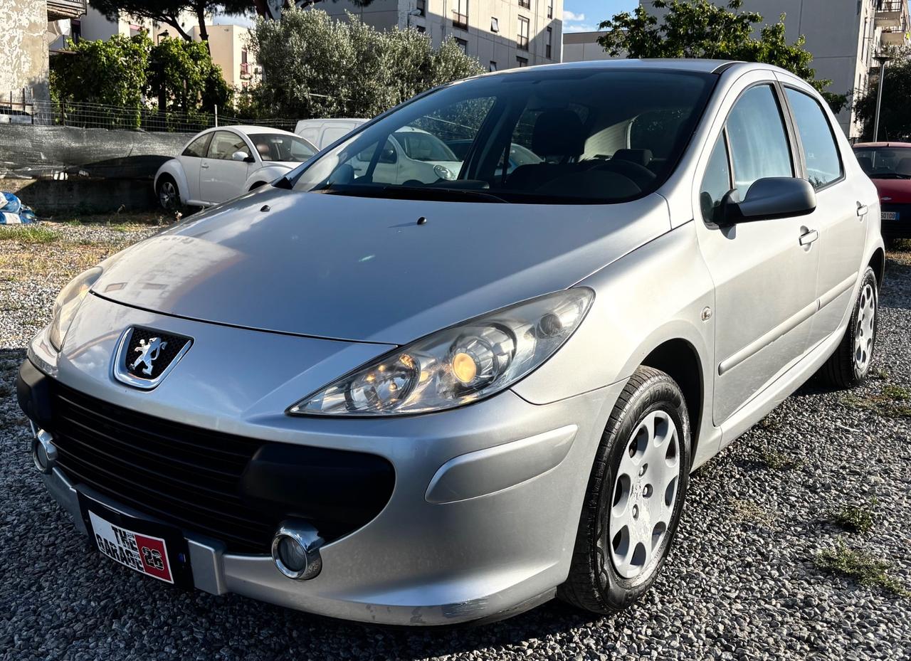 Peugeot 307 1.6 16V HDi 90CV 5p. XT