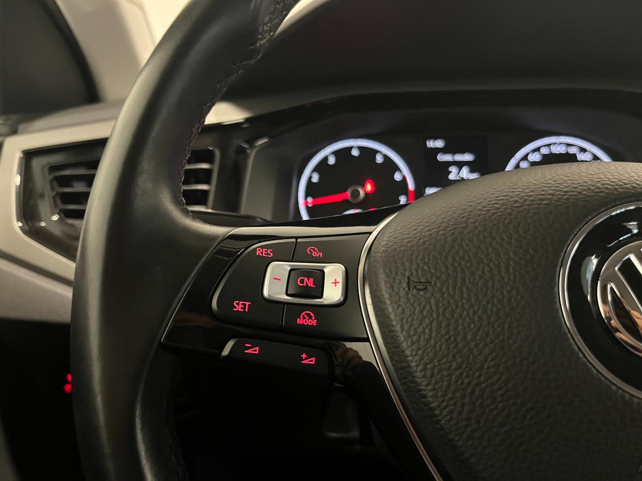 VOLKSWAGEN POLO 1.0 MPI COMFORTLINE
