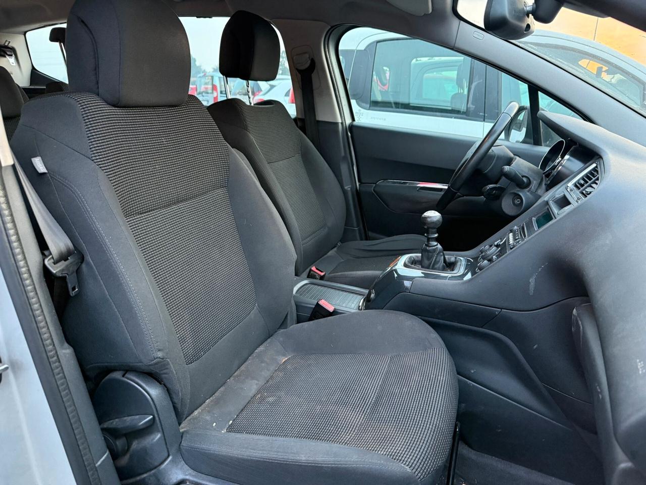 Peugeot 5008 BlueHDi 120 S&S Active