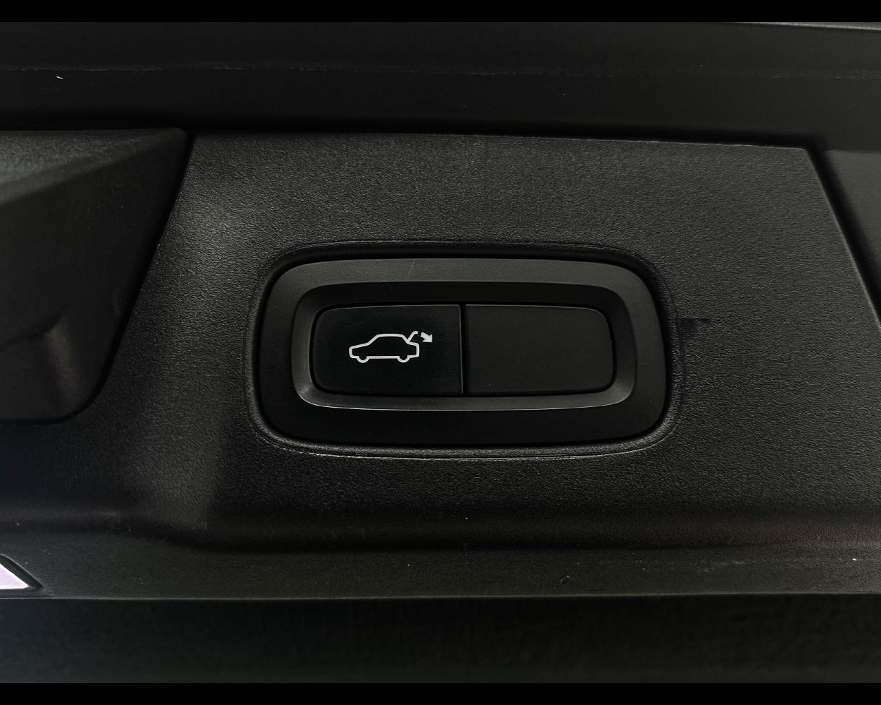VOLVO V90 Cross Country D5 AWD Geartronic Pro