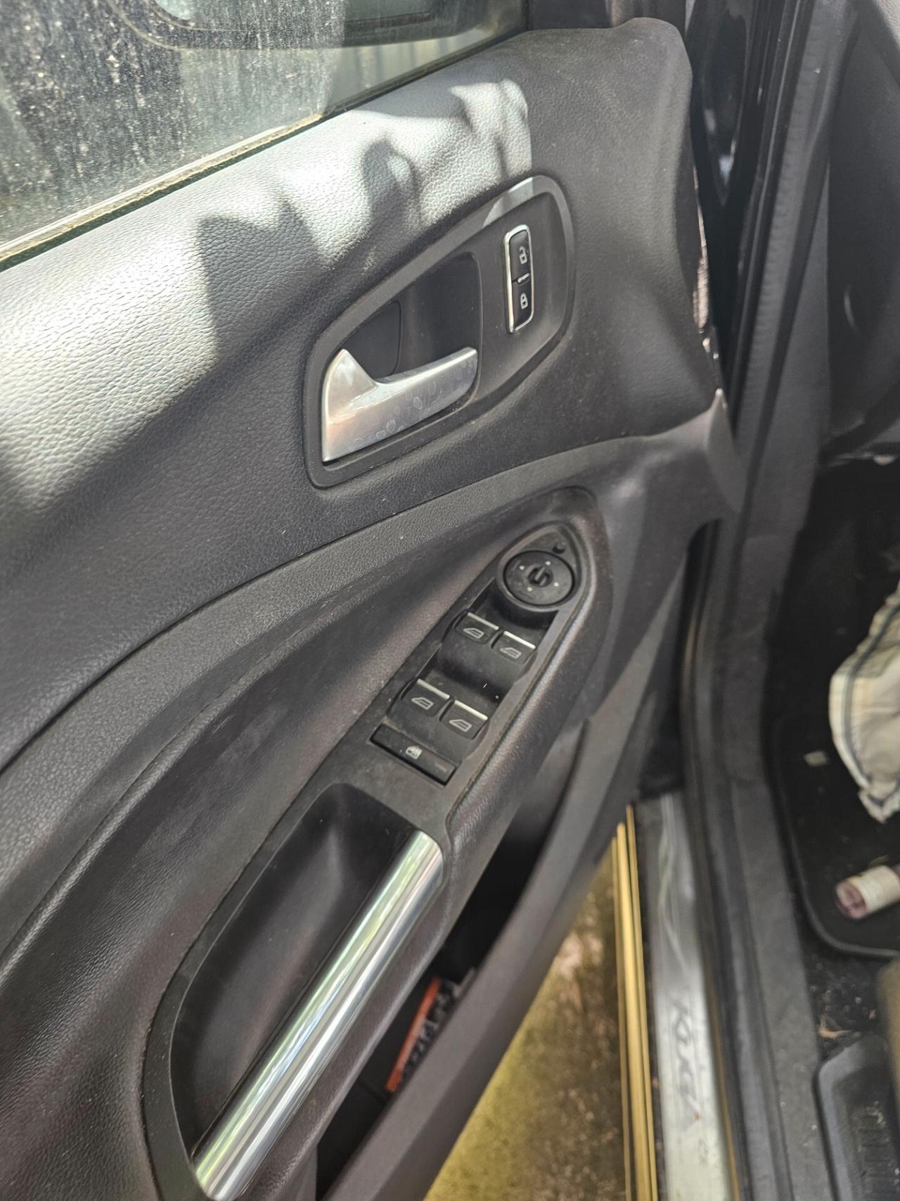 Ford Kuga 2.0 TDCI 115cv NAVI/RETROCAMERA/HIFI SONY